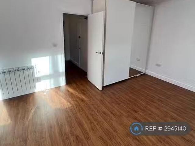 House for rent in Enfield, Greater London
