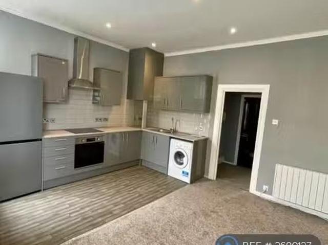 House for rent in Cliftonville West, Acol