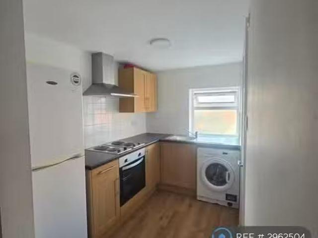 House for rent in New Bilton, Warwickshire