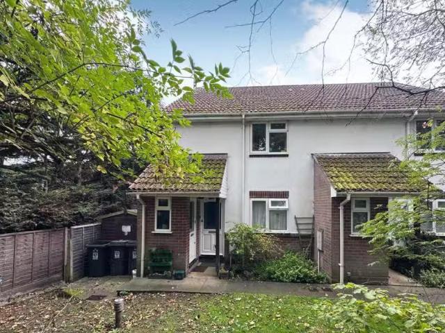 House for rent in Milverton, Green Close