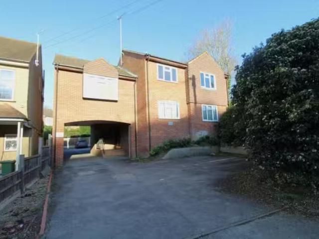 House for rent in Navestock Side