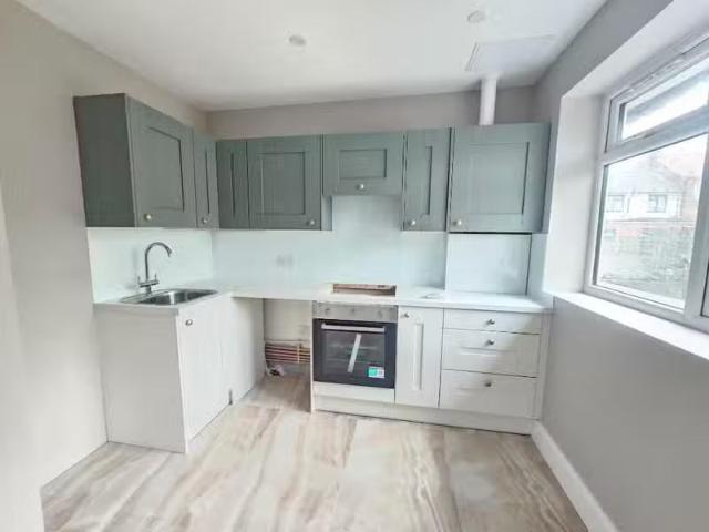 House for rent in Burnt Oak, Greater London