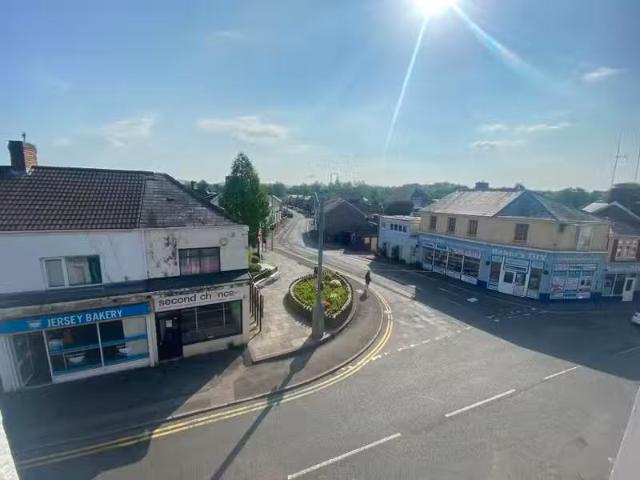 House for rent in Aberkenfig, Wales