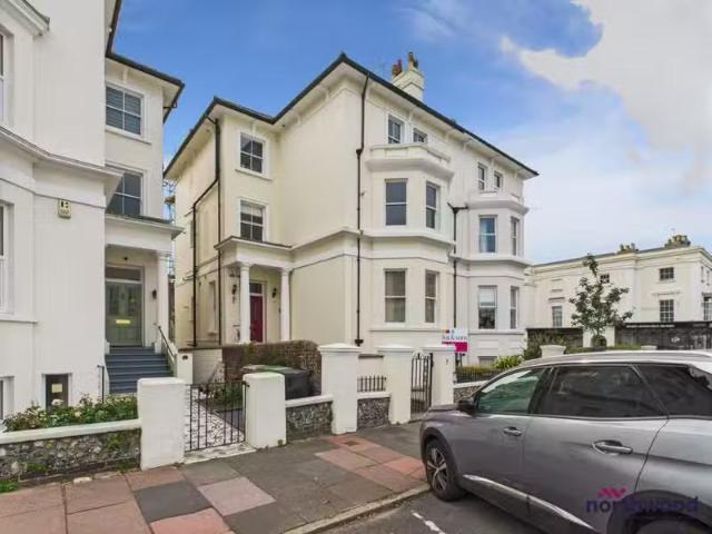 House for rent in London Borough of Hounslow, Greater London