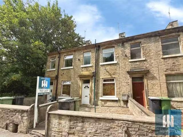 House for rent in Milnsbridge, West Yorkshire