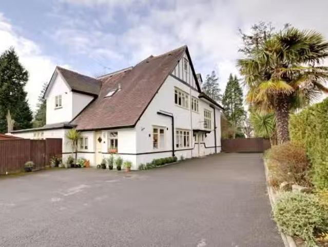Apartment for rent in Canford Cliffs, Poole