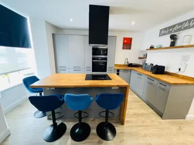 Apartment for rent in Penarth, Wales