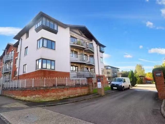 Apartment for rent in Duton Hill