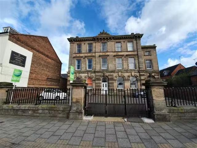 Apartment for rent in Beamhurst, Staffordshire