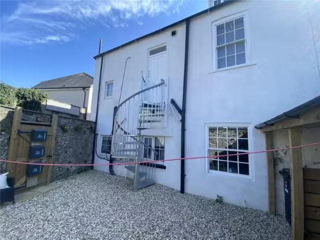 Apartment for rent in Brandis Corner, Devon