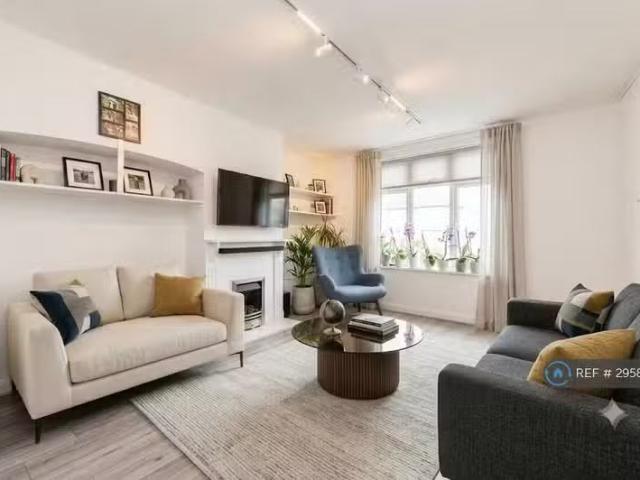 House for rent in Colindale, Greater London