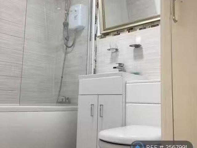 House for rent in Bird End, West Bromwich