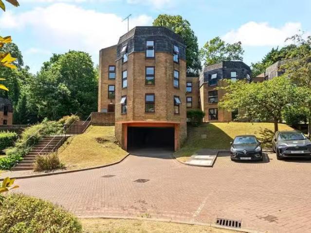 House for rent in Fole, Surrey