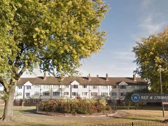 House for rent in Morley, Caldermill