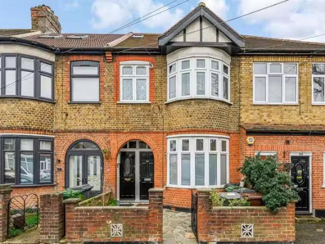 House for rent in South Chingford, Highams Park