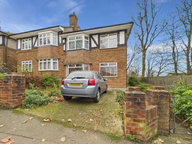 House for rent in Shortlands, Greater London