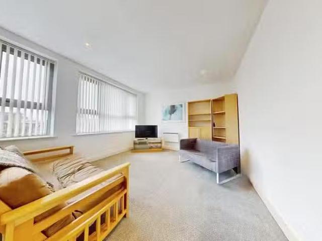 House for rent in Cardiff Bay, Falcon Lodge