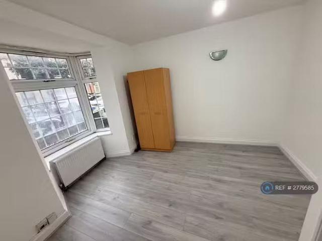 House for rent in Upton Park, Greater London