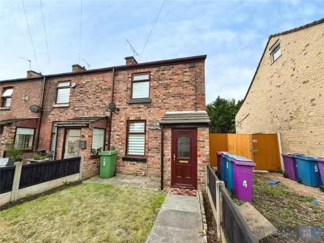 House for rent in Calderstones