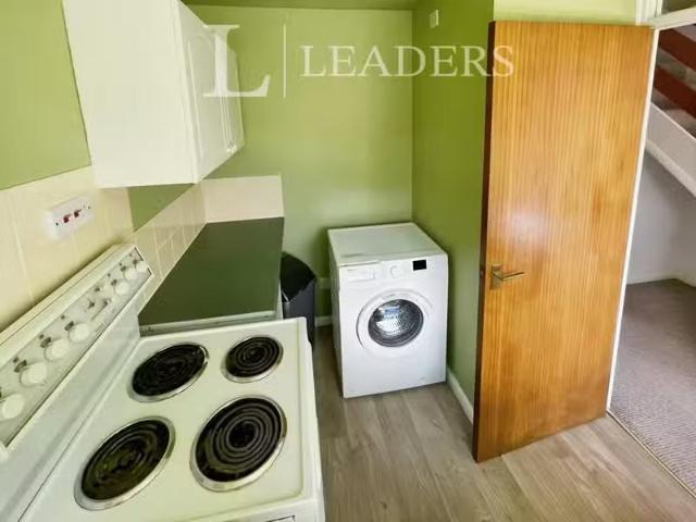 House for rent in Elmfield, Leicestershire