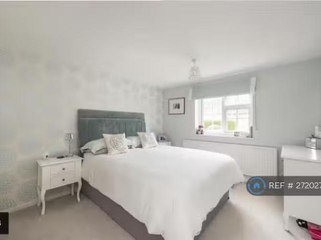 House for rent in Five Acres, Hertfordshire