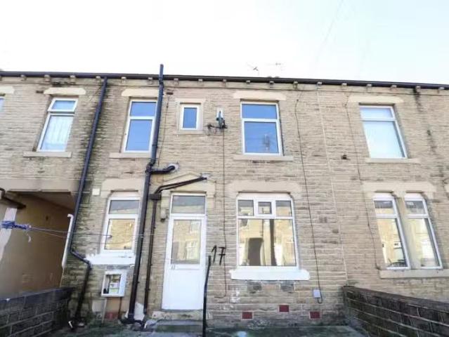 House for rent in Laisterdyke, West Yorkshire