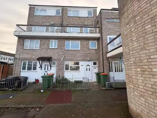 House for rent in Maryland, Greater London