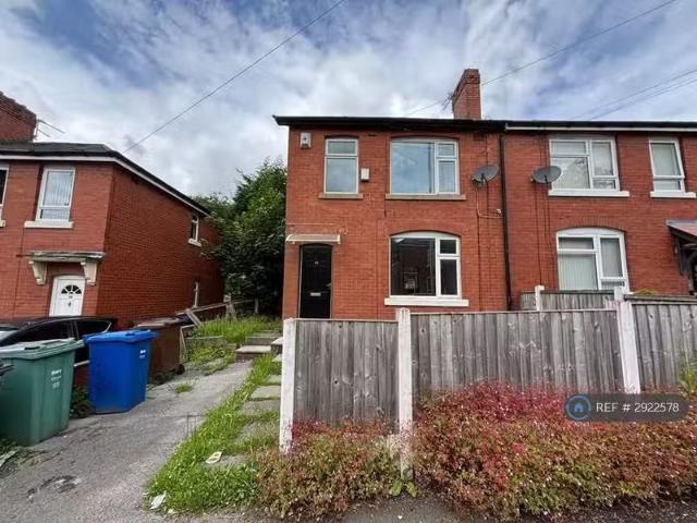 House for rent in Chesham, Bury