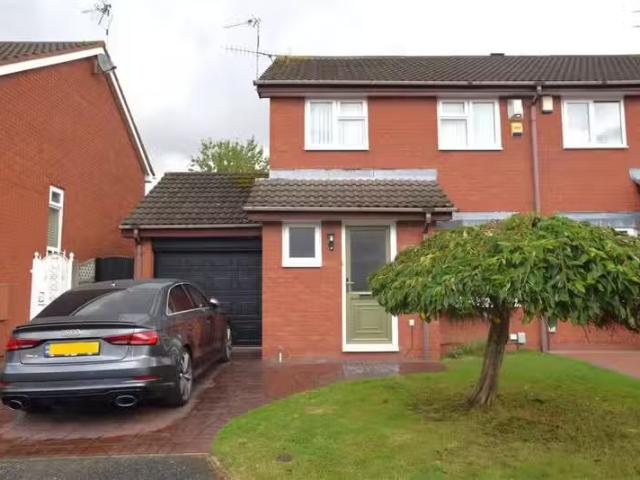 House for rent in Chapelfields, West Midlands