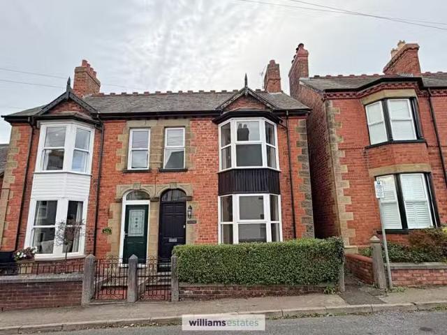 House for rent in Y Bontuchel, Denbighshire