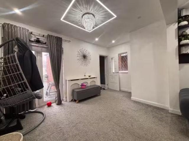 House for rent in Hamstead, West Midlands