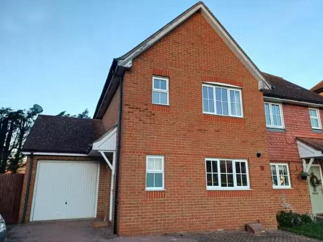 House for rent in Eddington, The Bridge