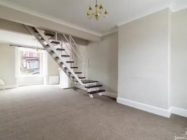 House for rent in Oldbury, West Midlands