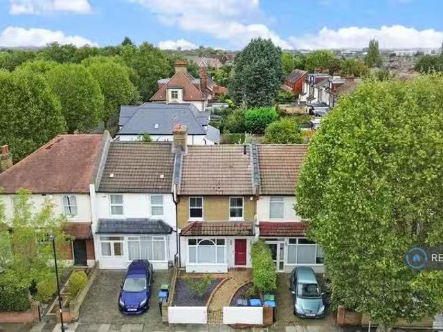 House for rent in Enfield, Greater London