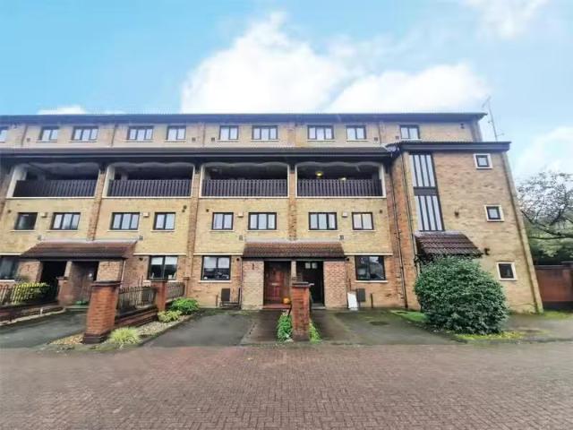 Apartment for rent in Rednal, West Midlands