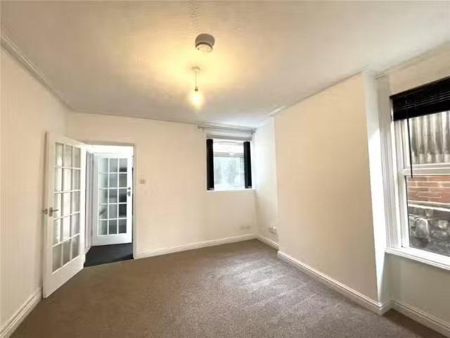 Apartment for rent in Newtown, Wales