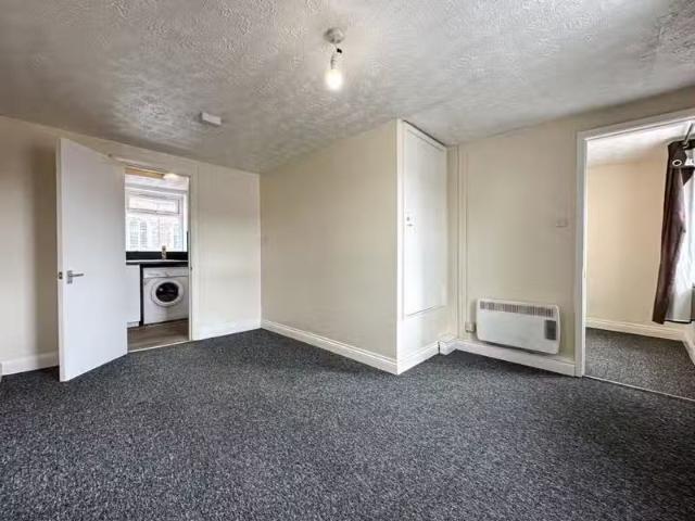 House for rent in Easton, Feckenham