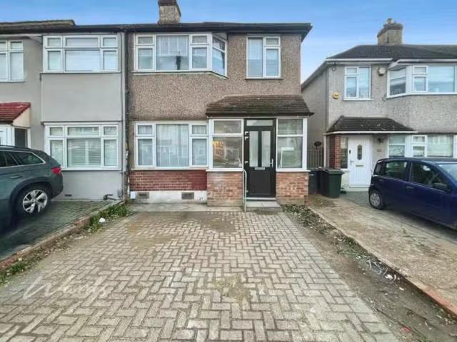House for rent in Crayford, Greater London