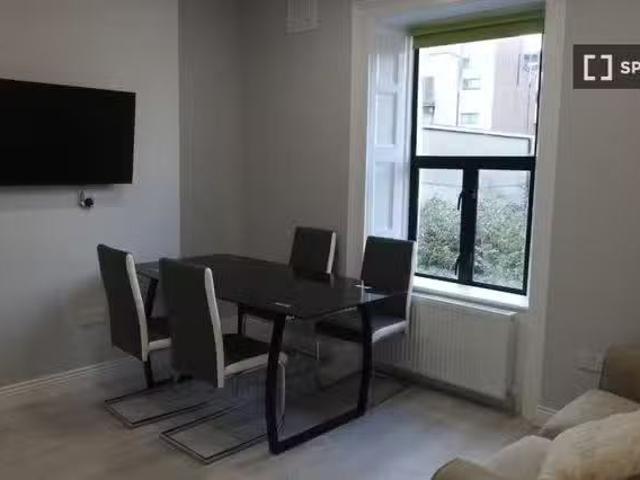 Apartment to rent in Bluebell, North Tipperary