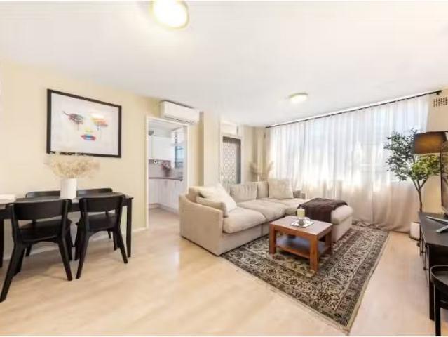 Apartment for rent in Lower North Shore, Sydney