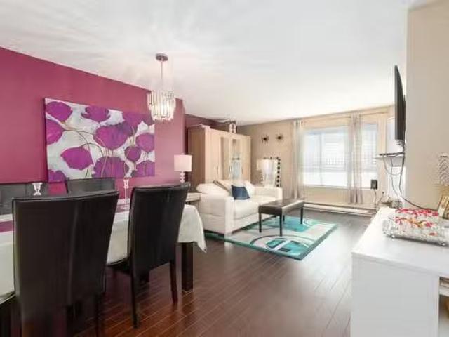 Apartment for rent in Le Val-saint-françois, Quebec