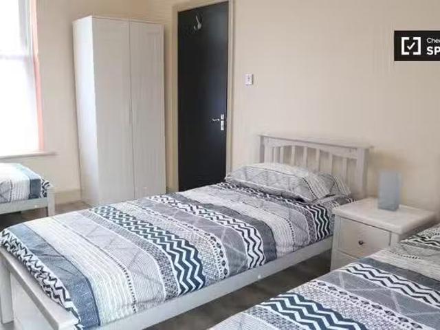House to rent in Bluebell, North Tipperary