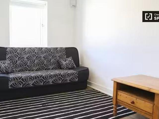 House to rent in Bluebell, North Tipperary