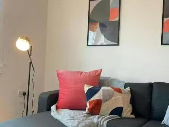 Apartment for rent in Cardiff Bay, Falcon Lodge