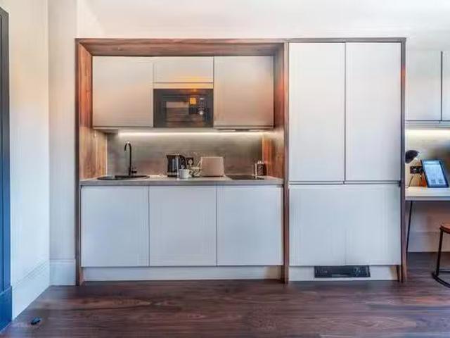 Apartment for rent in Blacklands, Guestling Green