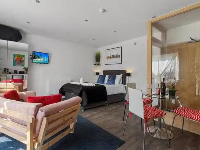 Apartment for rent in Watergate, Devon