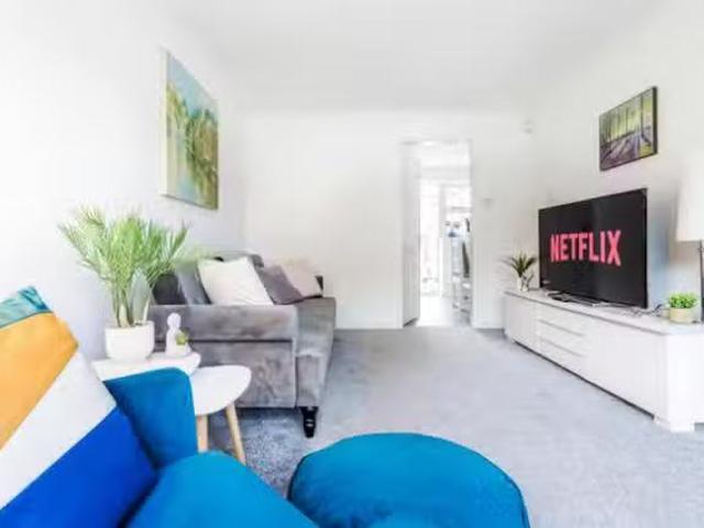 Apartment for rent in Cross In Hand, East Sussex