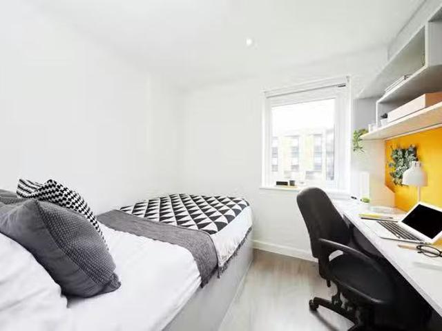 Apartment for rent in Kings Worthy, Hampshire