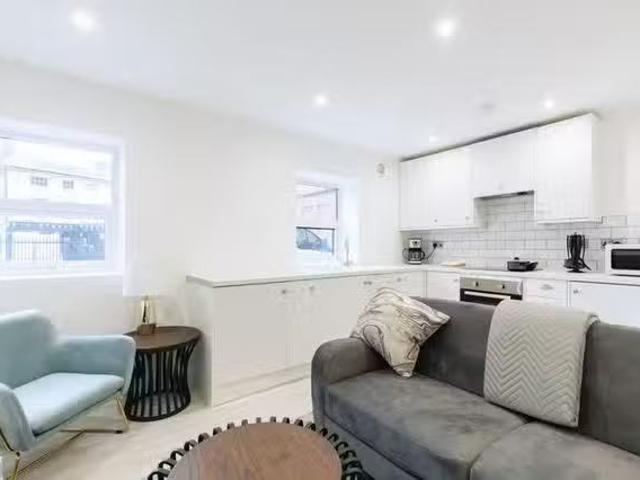 Apartment for rent in Key Street, Suffolk