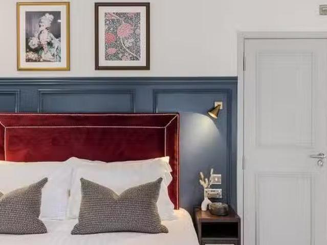 Apartment for rent in Furzedown, Greater London